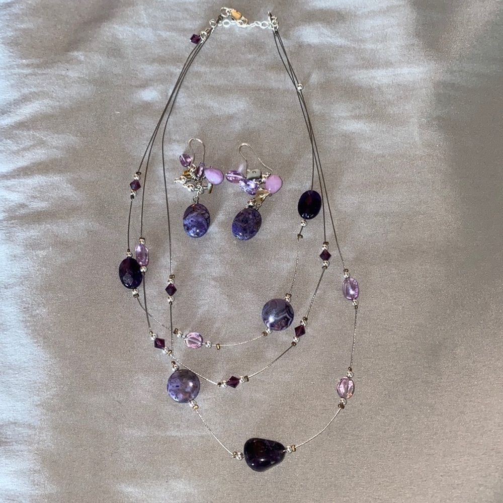 Stunning Necklace and earring set Purple & Pink